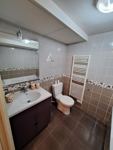 Location appartement Chalon-sur-Saône 71100 Saône-et-Loire 37 m2 1 pièce 395 euros