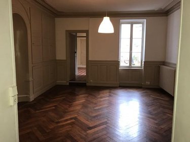 Location appartement Louhans 71500 Saône-et-Loire 79 m2 2 pièces 405 euros