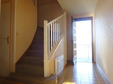Location maison Arcisses 28400 Eure-et-Loir 100 m2 4 pièces 870 euros