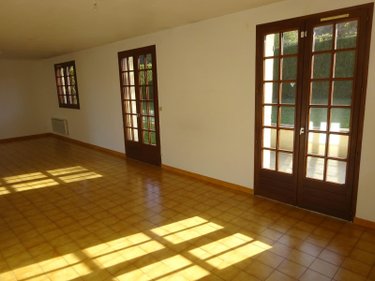 Location maison Arcisses 28400 Eure-et-Loir 100 m2 4 pièces 870 euros