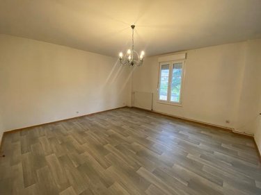 Location appartement Cuiseaux 71480 Saône-et-Loire 105 m2 4 pièces 467 euros