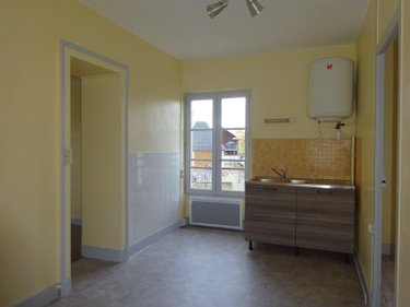 Location appartement Arcisses 28400 Eure-et-Loir 59 m2 3 pièces 410 euros