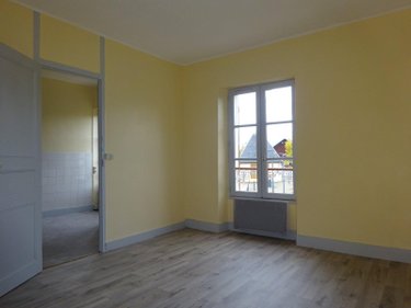 Location appartement Arcisses 28400 Eure-et-Loir 59 m2 3 pièces 410 euros