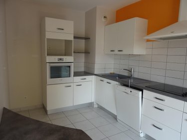 Location appartement Bourg-en-Bresse 01000 Ain 75 m2 3 pièces 830 euros