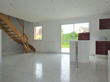 Location maison Nogent-le-Rotrou 28400 Eure-et-Loir 91 m2 5 pièces 860 euros