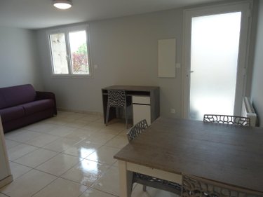 Location appartement Bourg-en-Bresse 01000 Ain 19 m2 1 pièce 515 euros