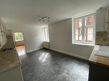 Location appartement Louhans 71500 Saône-et-Loire 83 m2 3 pièces 625 euros