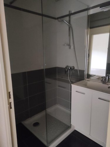 Location appartement Bourg-en-Bresse 01000 Ain 31 m2 1 pièce 440 euros