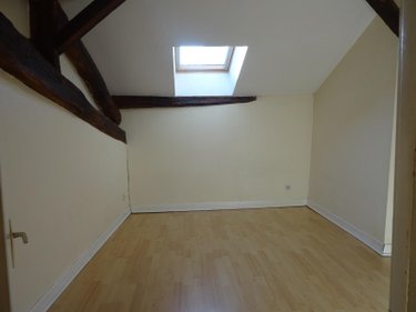 Location appartement Bourg-en-Bresse 01000 Ain 73 m2 4 pièces 600 euros