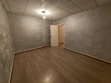 Immeuble a vendre Attigny 08130 Ardennes 200 m2  197072 euros