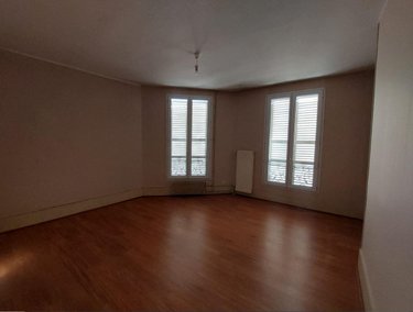 Immeuble a vendre Attigny 08130 Ardennes 200 m2  197072 euros