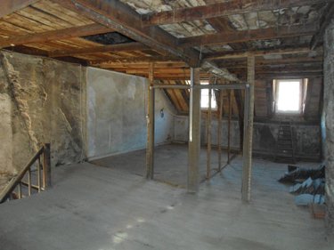 Immeuble a vendre Argentat-sur-Dordogne 19400 Corrèze 400 m2  130122 euros