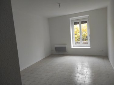 Location appartement Bourg-en-Bresse 01000 Ain 36 m2 1 pièce 440 euros