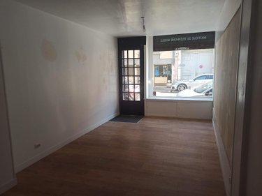 Location fonds et murs commerciaux Reims 51100 Marne 23 m2  800 euros