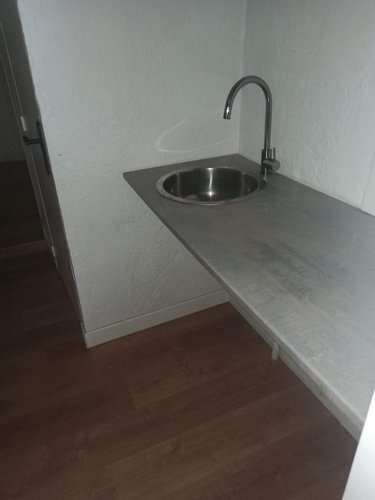 Location fonds et murs commerciaux Reims 51100 Marne 23 m2  800 euros