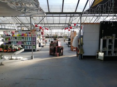 Fonds et murs commerciaux a vendre Puiseaux 45390 Loiret  176600 euros