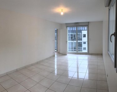 Location appartement Reims 51100 Marne 81 m2 4 pièces 900 euros