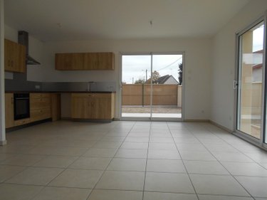 Location maison Saint-Marcel 71380 Saône-et-Loire 100 m2 5 pièces 1200 euros