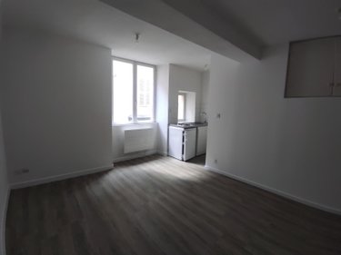 Location appartement Bourg-en-Bresse 01000 Ain 22 m2  355 euros
