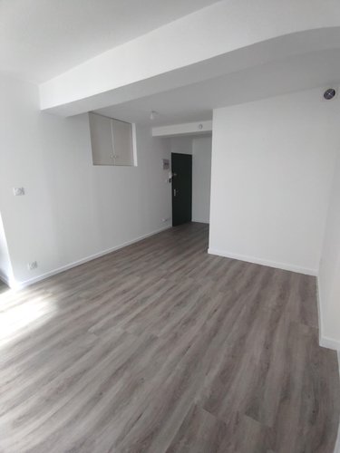 Location appartement Bourg-en-Bresse 01000 Ain 22 m2  355 euros