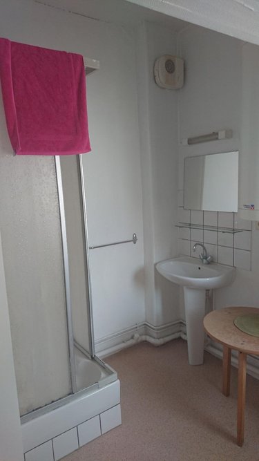 Location appartement Reims 51100 Marne 22 m2 1 pièce 360 euros