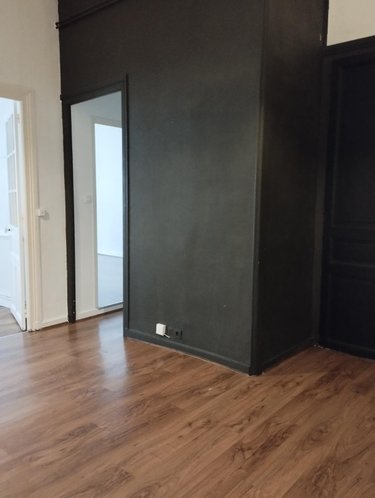 Immeuble a vendre Guingamp 22200 Côtes-d'Armor 515 m2  518500 euros
