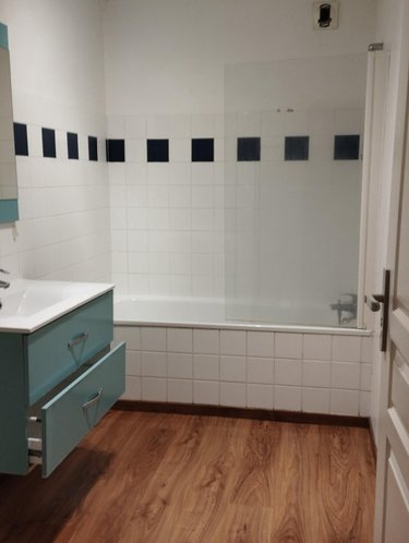 Immeuble a vendre Guingamp 22200 Côtes-d'Armor 515 m2  518500 euros