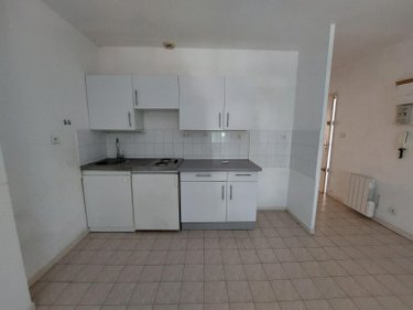 Location appartement Bourg-en-Bresse 01000 Ain 44 m2 1 pièce 475 euros