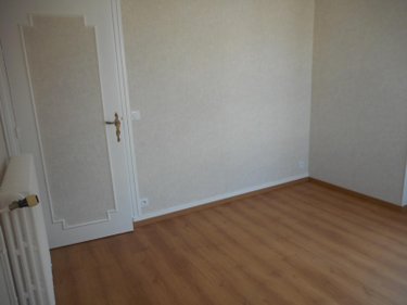 Location appartement Condé-en-Normandie 14110 Calvados 62 m2 3 pièces 447 euros