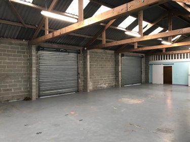 Location immeuble de rapport Montebourg 50310 Manche 200 m2  1000 euros