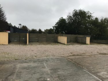 Location immeuble de rapport Montebourg 50310 Manche 200 m2  1000 euros
