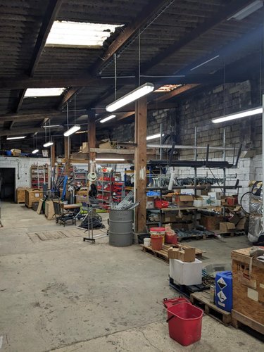 Fonds et murs commerciaux a vendre Glaire 08200 Ardennes  146600 euros