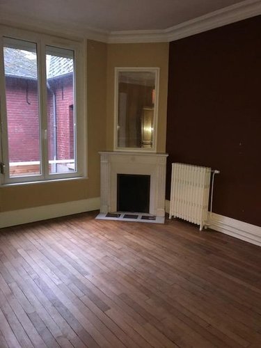 Immeuble a vendre La Fère 02800 Aisne 200 m2  95500 euros