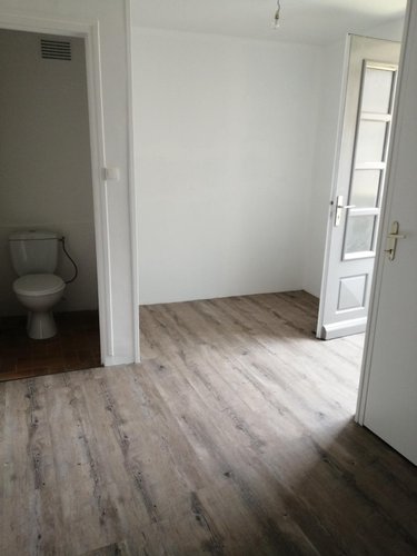 Immeuble a vendre Guiscriff 56560 Morbihan 100 m2  64002 euros