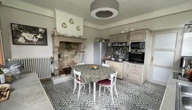 propriete a vendre Valognes 50700 Manche 384 m2 14 pièces 568300 euros