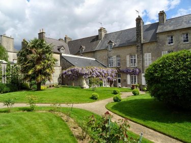 propriete a vendre Valognes 50700 Manche 384 m2 14 pièces 568300 euros