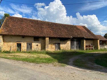 Bien agricole a vendre Champlecy 71120 Saône-et-Loire 117 m2  105400 euros