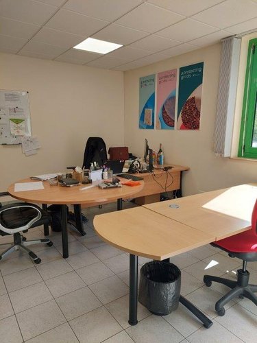 Fonds et murs commerciaux a vendre La-Ferté-Bernard 72400 Sarthe  2215500 euros