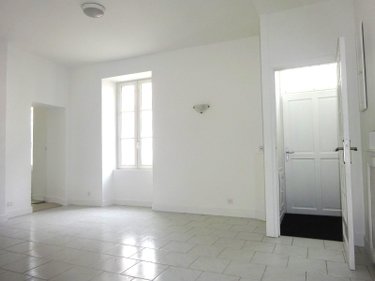 Location maison Nogent-le-Rotrou 28400 Eure-et-Loir 127 m2 5 pièces 635 euros