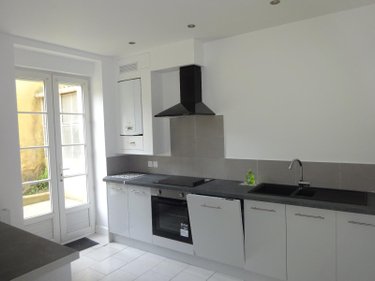 Location maison Nogent-le-Rotrou 28400 Eure-et-Loir 127 m2 5 pièces 635 euros