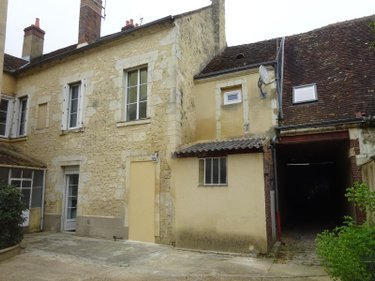 Location maison Nogent-le-Rotrou 28400 Eure-et-Loir 127 m2 5 pièces 635 euros