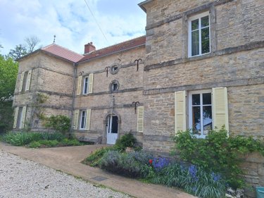 propriete a vendre Saint-Mesmin 21540 Côte-d'Or 590 m2  880000 euros