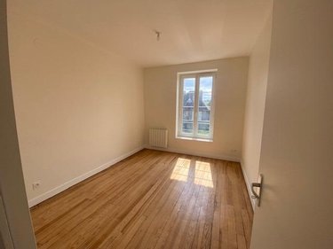 Location appartement Condé-en-Normandie 14110 Calvados 50 m2 3 pièces 454 euros