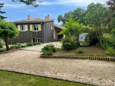 Maison a vendre Montlieu-la-Garde 17210 Charente-Maritime 220 m2 5 pièces 351750 euros