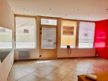 Location fonds et murs commerciaux Les Riceys 10340 Aube 45 m2  430 euros
