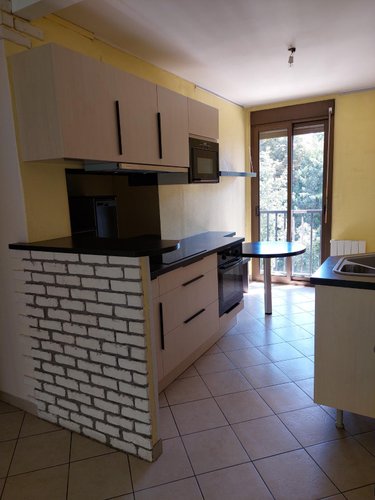 Location appartement Bourg-en-Bresse 01000 Ain 75 m2 3 pièces 800 euros