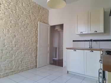 Location appartement Chalon-sur-Saône 71100 Saône-et-Loire 65 m2 3 pièces 750 euros