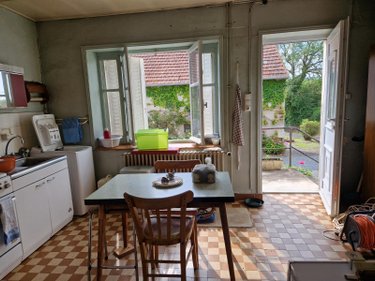 Maison a vendre Cuzy 71320 Saône-et-Loire 182 m2 10 pièces 125000 euros