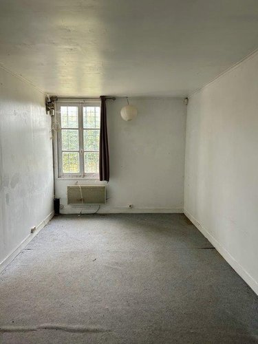 Fonds et murs commerciaux a vendre Cherré-Au 72400 Sarthe 325 m2  169000 euros