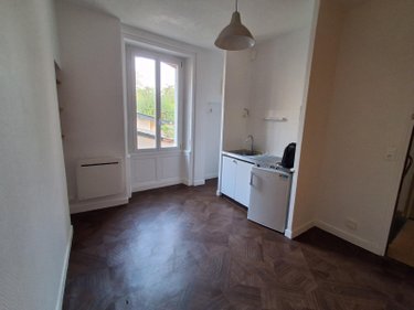Location appartement Rennes 35000 Ille-et-Vilaine 14 m2 1 pièce 390 euros